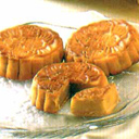 传统莲蓉月饼